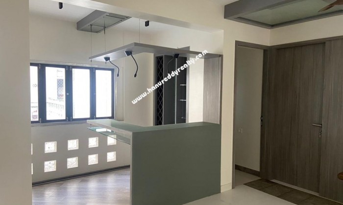 3 BHK Serviced Apartments for Sale in Alwarpet